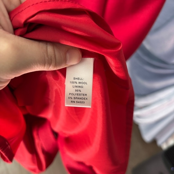 Banana Republic Red 100% wool dress size 6 Valentine’s Day - Picture 5 of 7